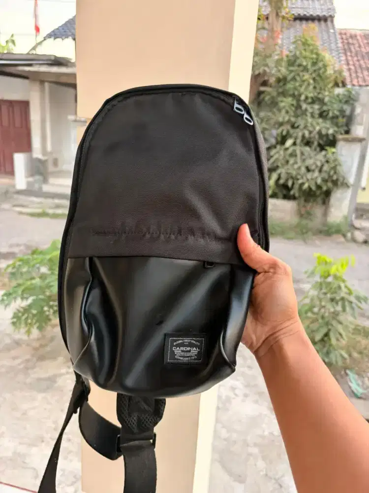 Tas slempang cardinal original baru cocok untuk harian