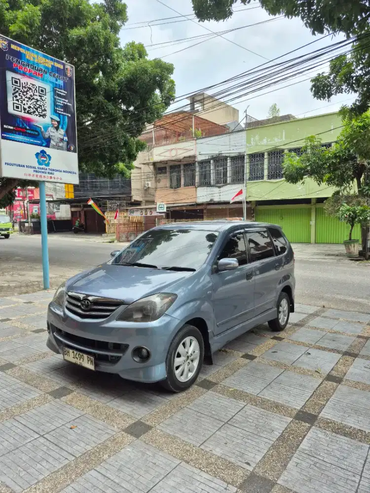 Avanza s matic 2010