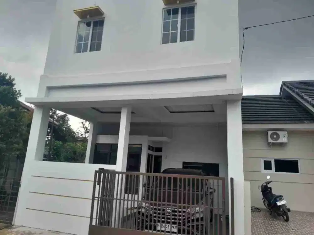 rumah 2lantai terawat harga menarik di pinus regency soekarno hatta bandung