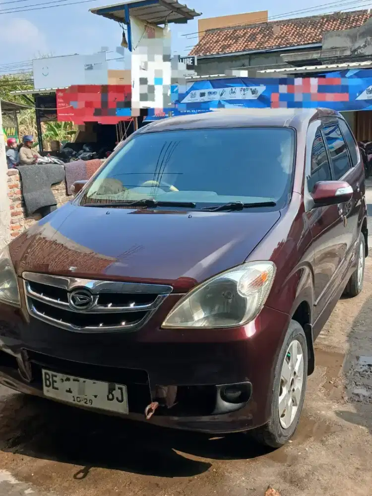 Xenia Li 1.0 2009 Jual Cepat