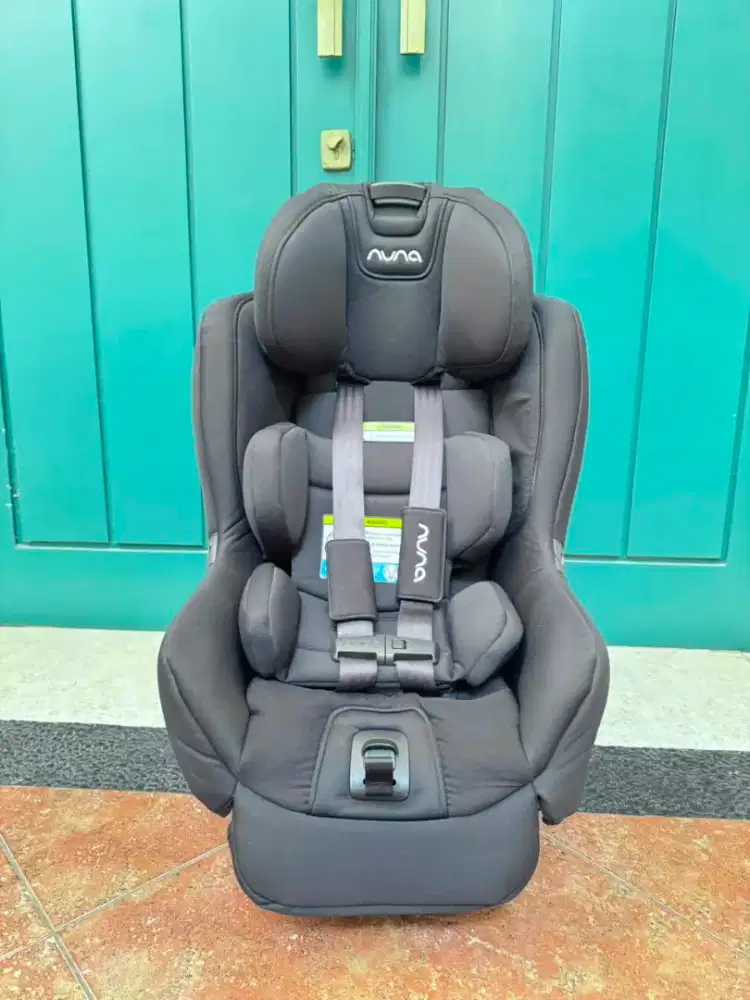 Car sear NUNA RAVA