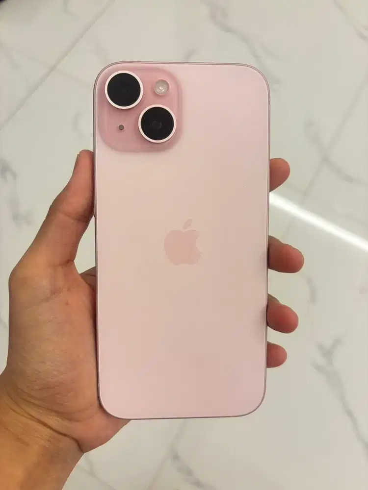 [SECOND] iphone 15 basic 256gb (ex blibli)