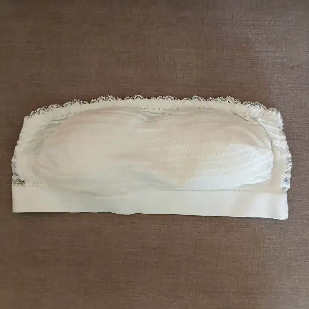 Young Hearts Bandeau Bra Tanpa Kawat Size L / Strapless Tube Top
