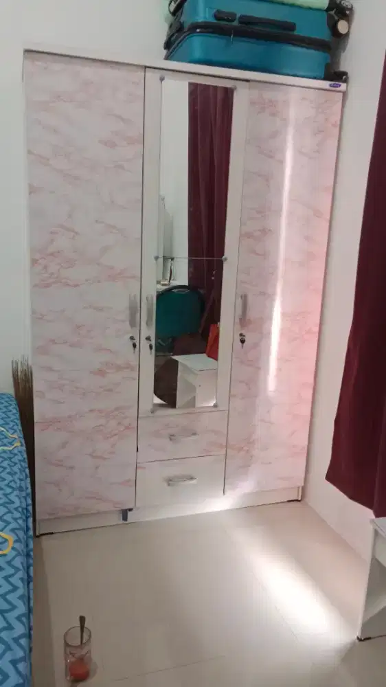 Furniture rumah bekas