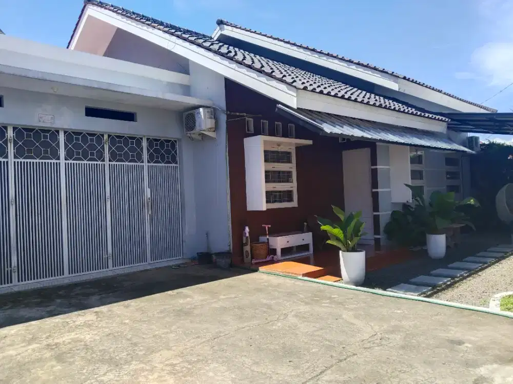 Dijual Rumah Estetik Tengah Kota