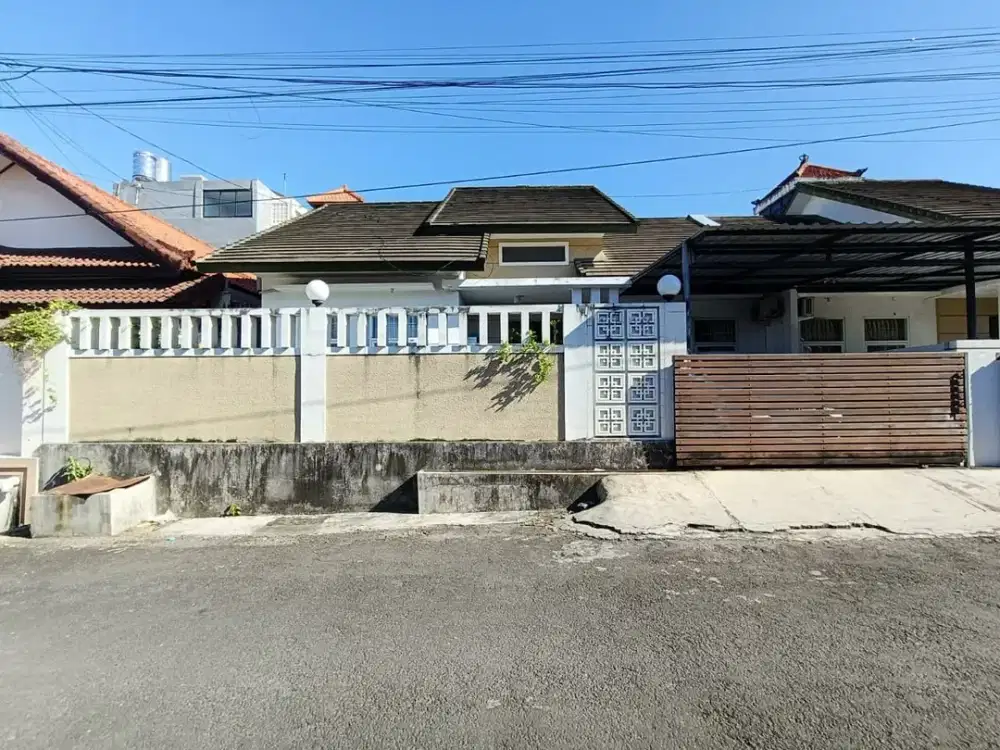 Dijual Segera! Rumah Modern Siap Huni di Taman Griya Dekat Klub Jimbaran