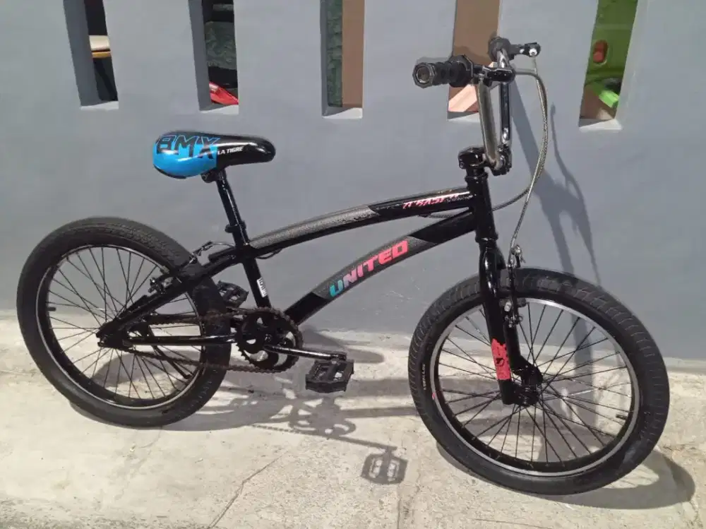 sepeda BMX ukuran 20 united