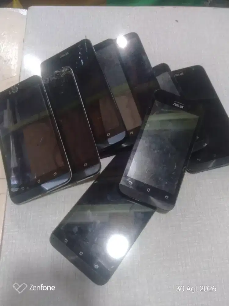 Asus Zenfone semua tipe