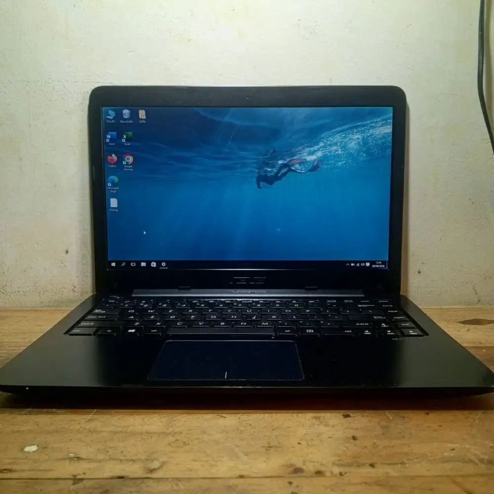Asus AMD E2-7015 Ram 4 GB HDD 320 GB MINUS