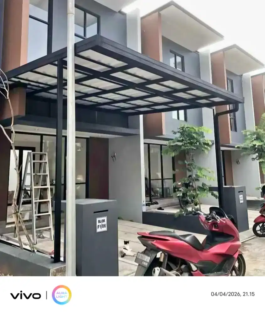 Pasang kanopi baja ringan