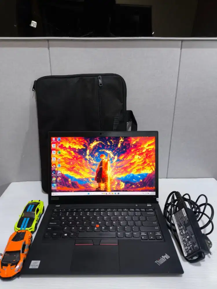 LAPTOP Lenovo Thinkpad T14s TOUCHSCREEN  GEN 10 RAM 16GB/SSD 256GB