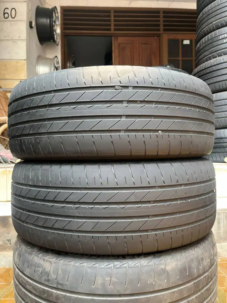 Ban Bridgestone Turanza T005A 215 55 r18 2Pcs
