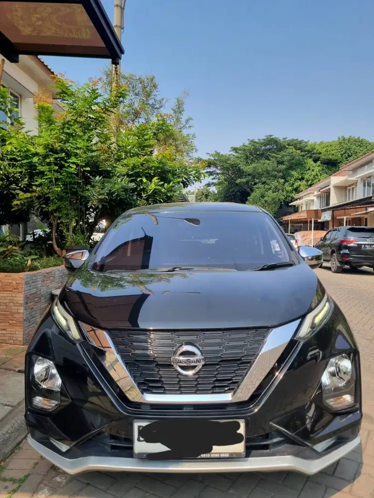 Nissan Livina 2023 VL Hitam