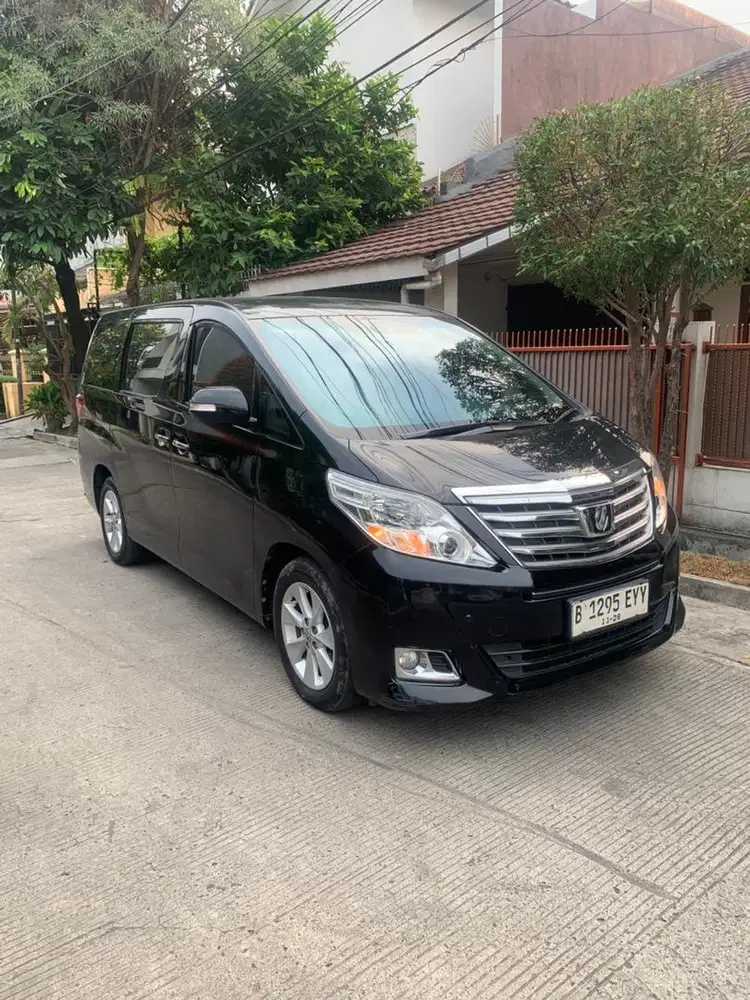 Toyota Alphard 2013 Bensin