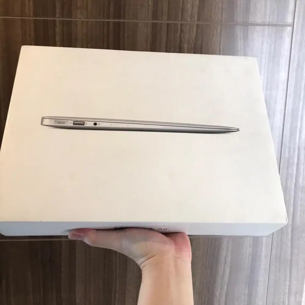 Macbook Air ibox 2017 Fullset Like New + Bonus