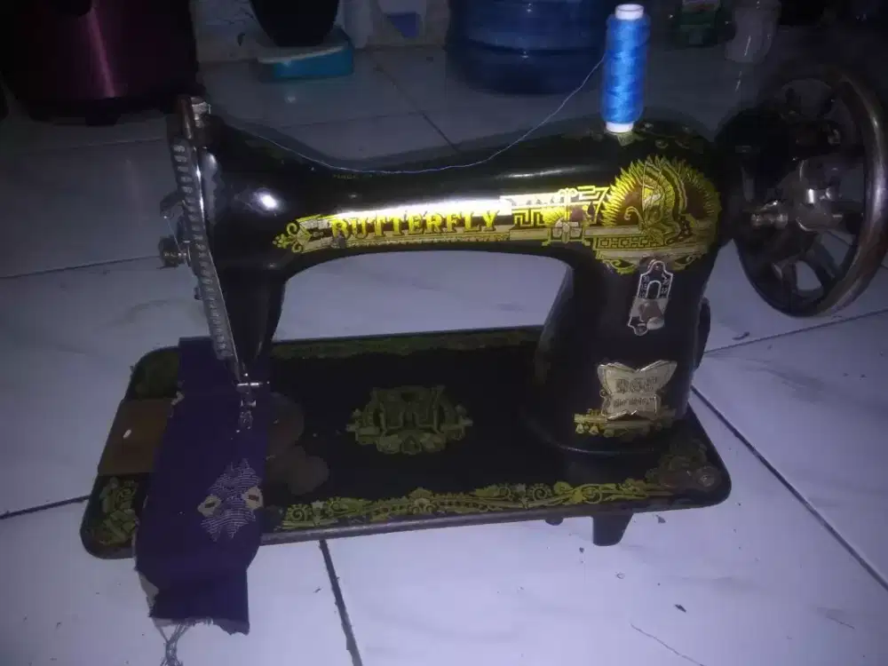 Kepala jahit kecil