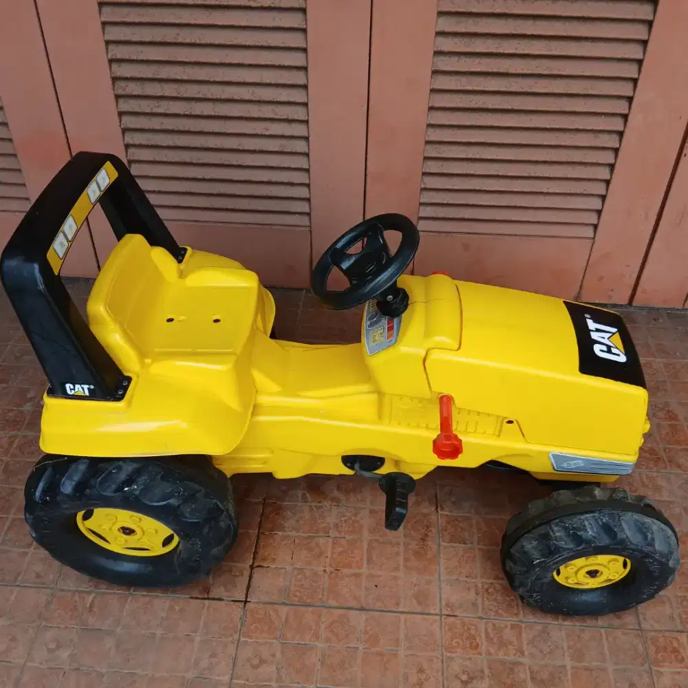 Sepeda Anak Traktor - Mainan Traktor Pedal - Sepeda Model Traktor