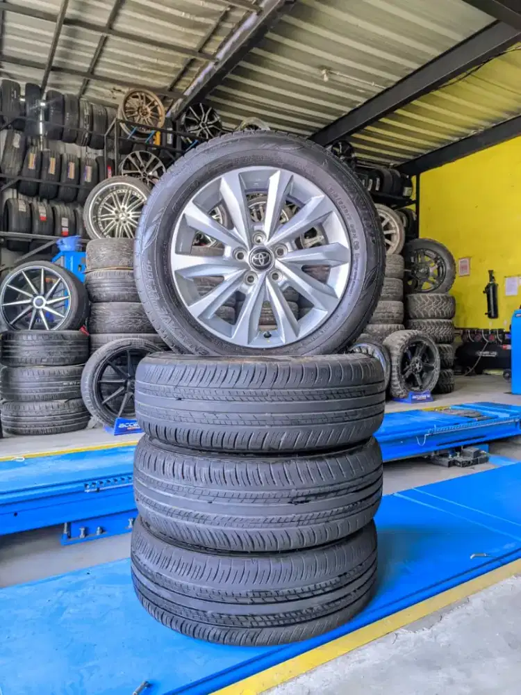 Velg oem zenix v r17 5x114 lbr6 et40 sepaket ban dunlop