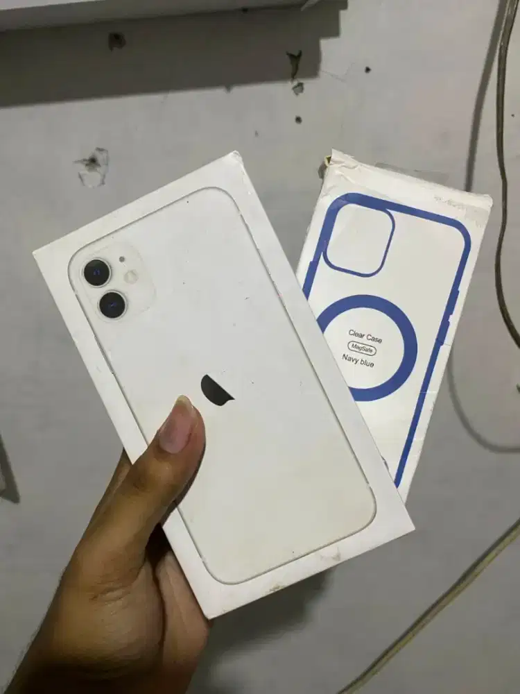 iPhone 11 64gb inter