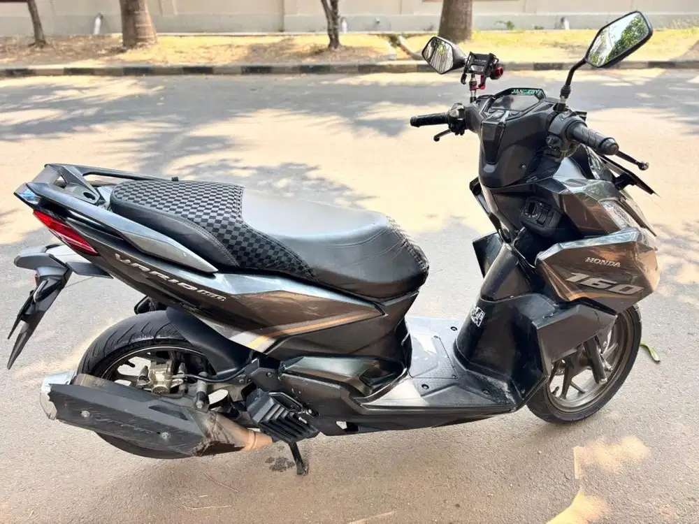 Vario 160 abs tahun 2022