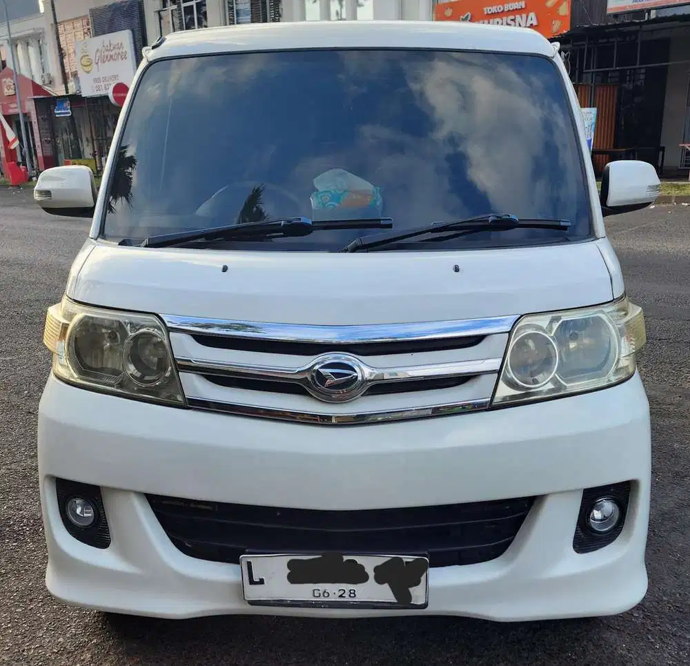 Daihatsu Luxio 2011 Bensin