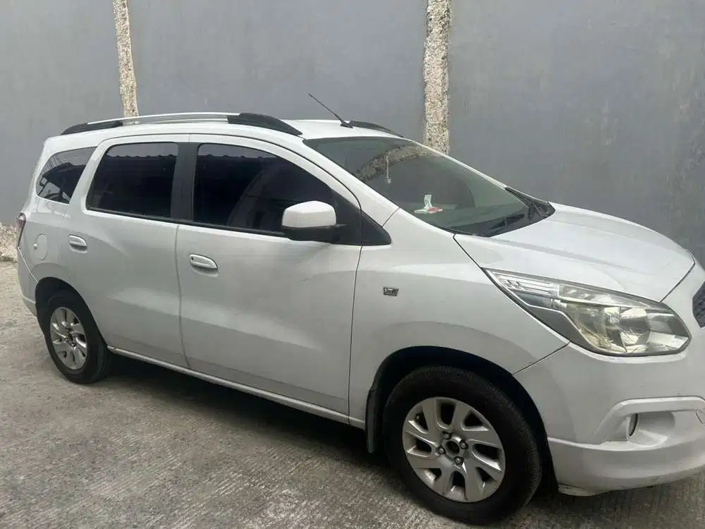 Chevrolet Spin 2013 Bensin