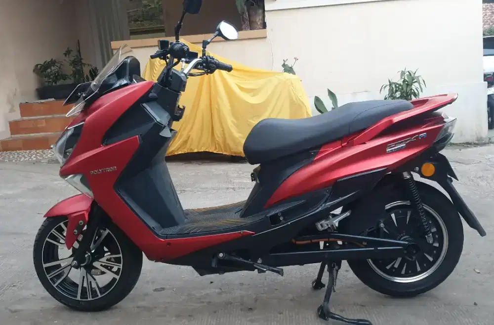 Fox R Polytron 2023