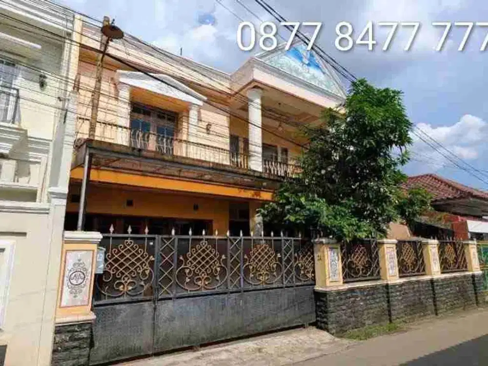 rumah megah dan nyaman di Jatiwaringin pondok gede