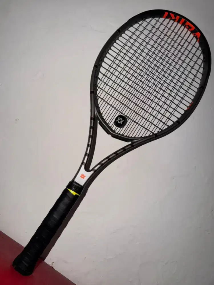 Di jual Raket Tenis