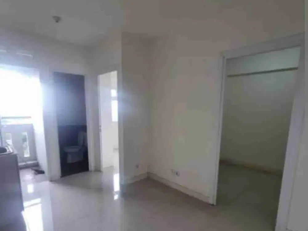 Lantai 8 Green Pramuka 2 BR Unfurnished Twr Chrysant