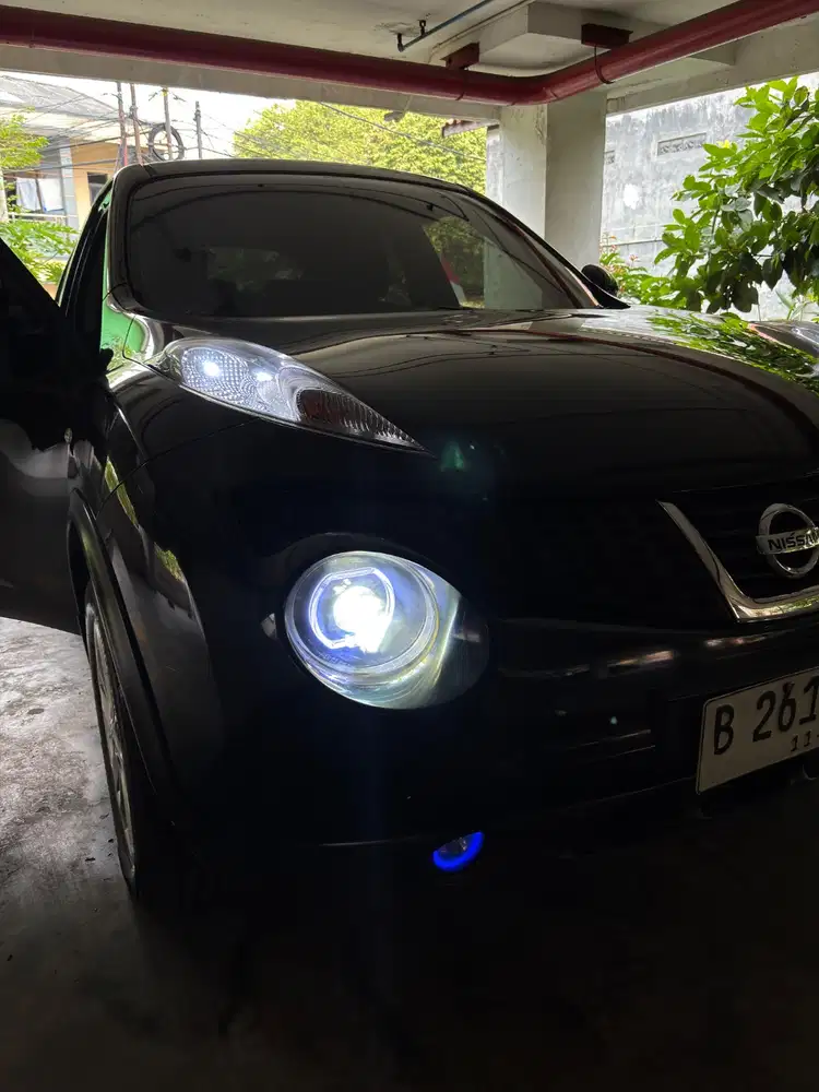 NISSAN JUKE 2012 BLACK FULL PEREMAJAAN + UPGRADE SERVICE RESMI