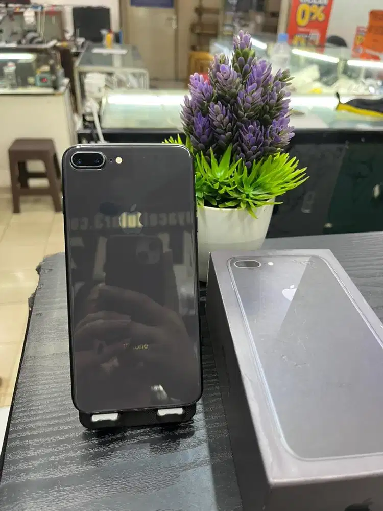 iphone 8 plus 64 bh 93 normal sehat bisa tuker tambah