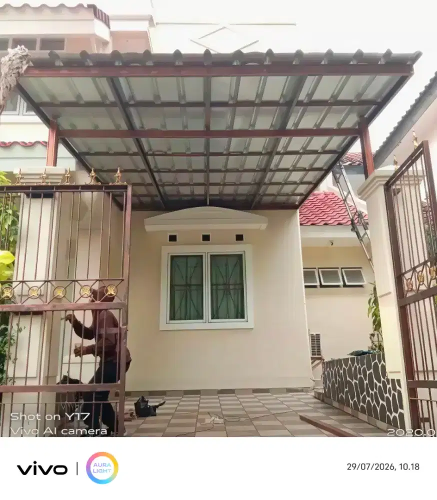 Kanopi baja ringan dan garasi