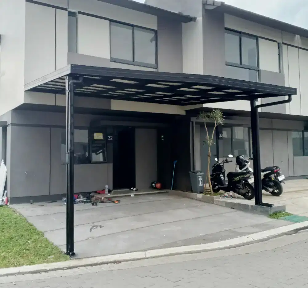 Kanopi baja ringan dan garasi
