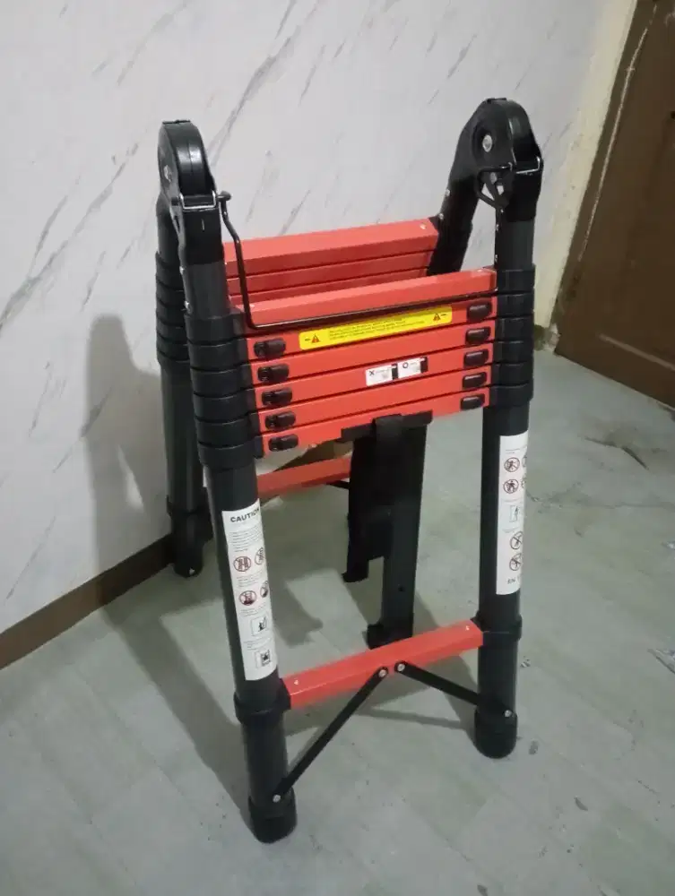 Tangga Teleskopik 2,9M
