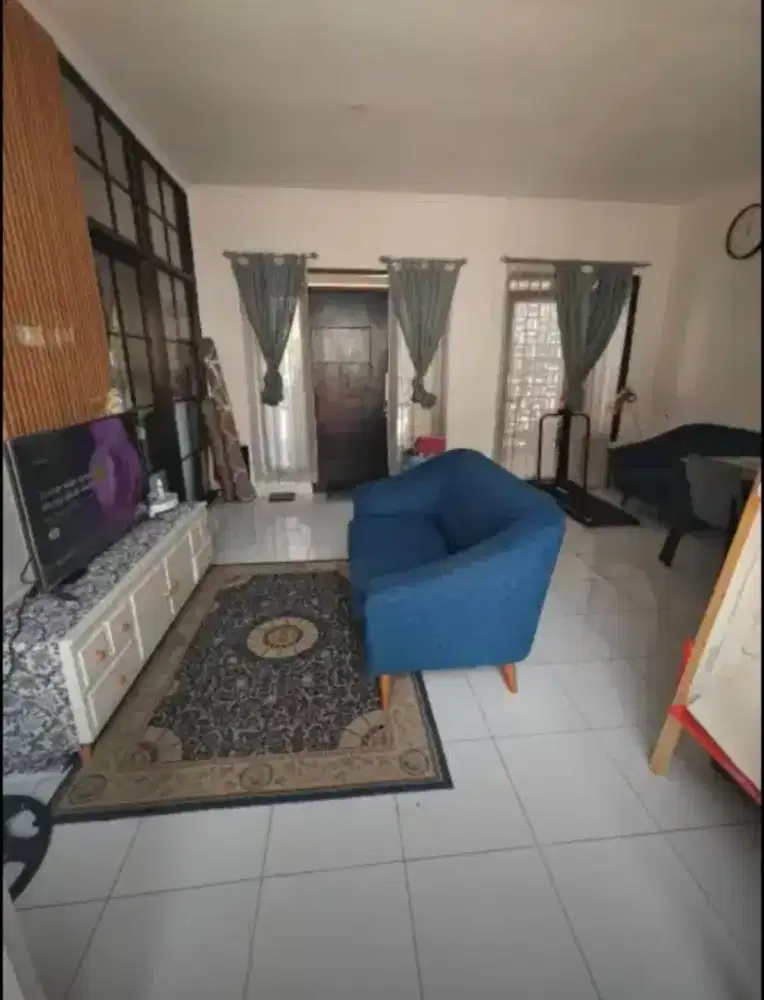 Rumah Tamansari Puri Bali seberang shilla samping the gardens