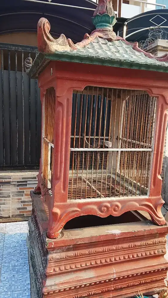 Dijual kandang burung atau ayam hias beton