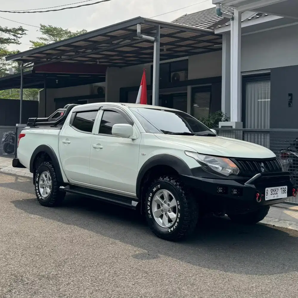 Mitsubishi Triton 4x4 HDX MT Tahun 2017 BUKAN BEKAS TAMBANG