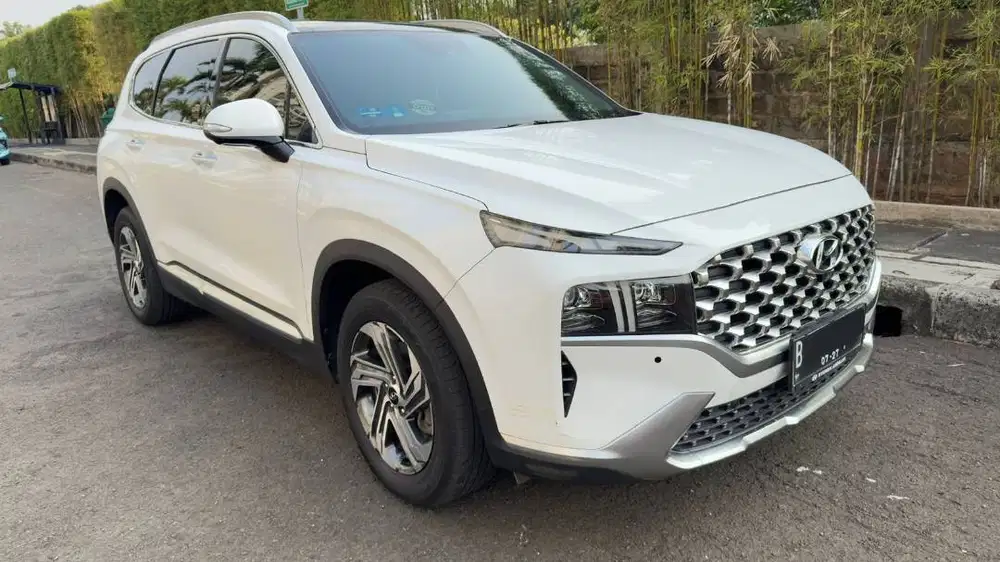 Hyundai Santa Fe Signature Bensin 2022