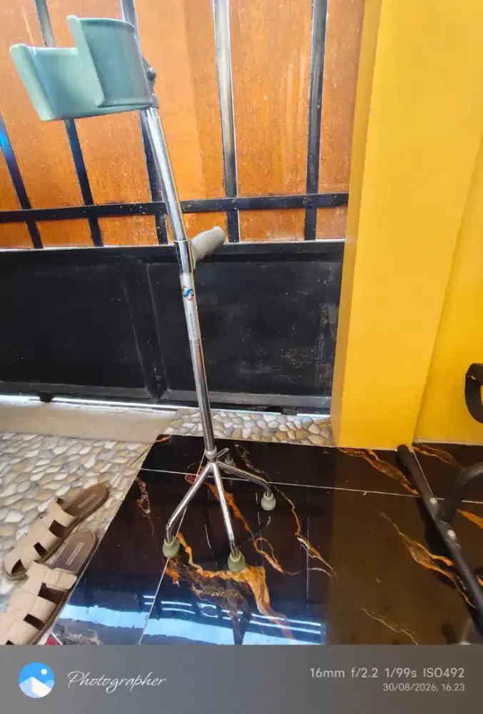 Tongkat elbow siku 4 bekas pakai