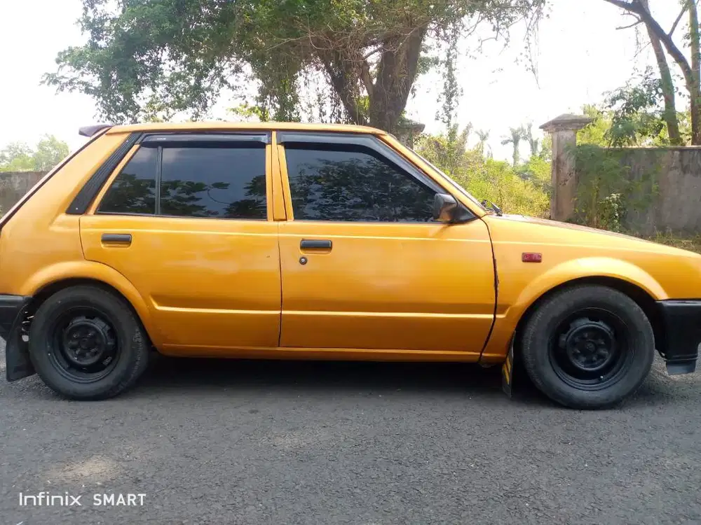Mobil charade mulus pajak isi