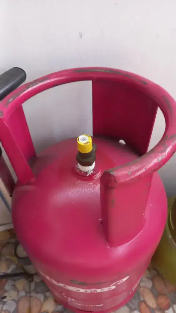 Tabung gas 12kg baru belum buka segel, dijamin asli