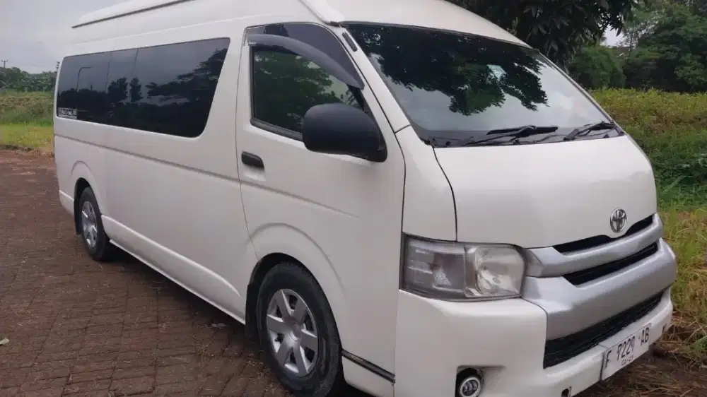 Toyota hiace commuter manual