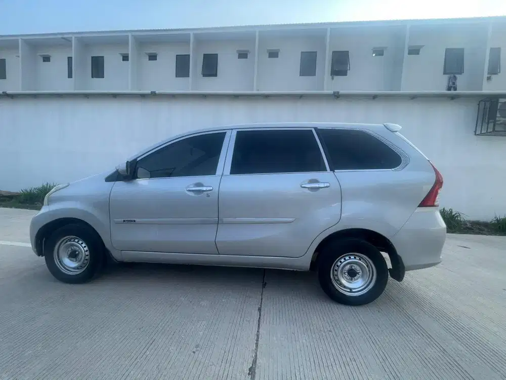 Daihatsu Xenia 1.3 MT