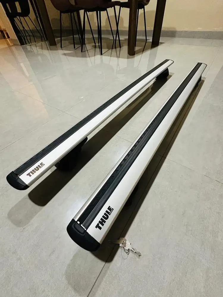 Thule Wingbar Crossbar Roof Rack Evo Silver 135 CM (2 PCS) Sweeden