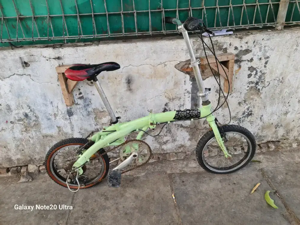 Jual cepat sepeda lipat Aloy UK 16 gigi 7 speed minus butuh perbaikan