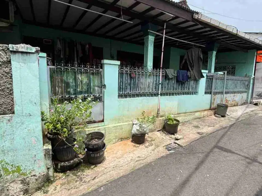 Rumah murah akses mobil bebas banjir belakang halte bus way puri Beta