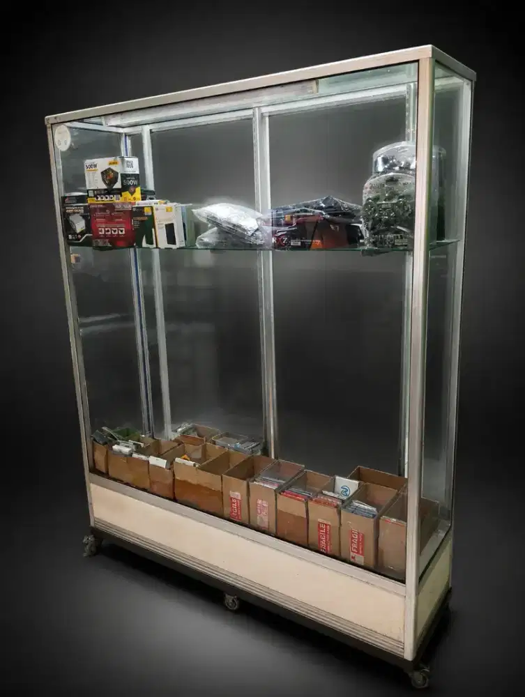 Etalase display