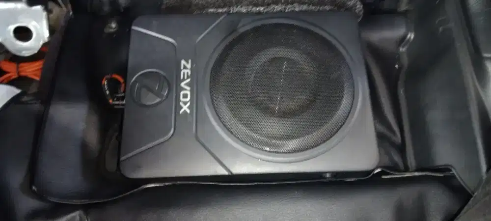 Jasa bongkar pasang audio mobil panggilan
