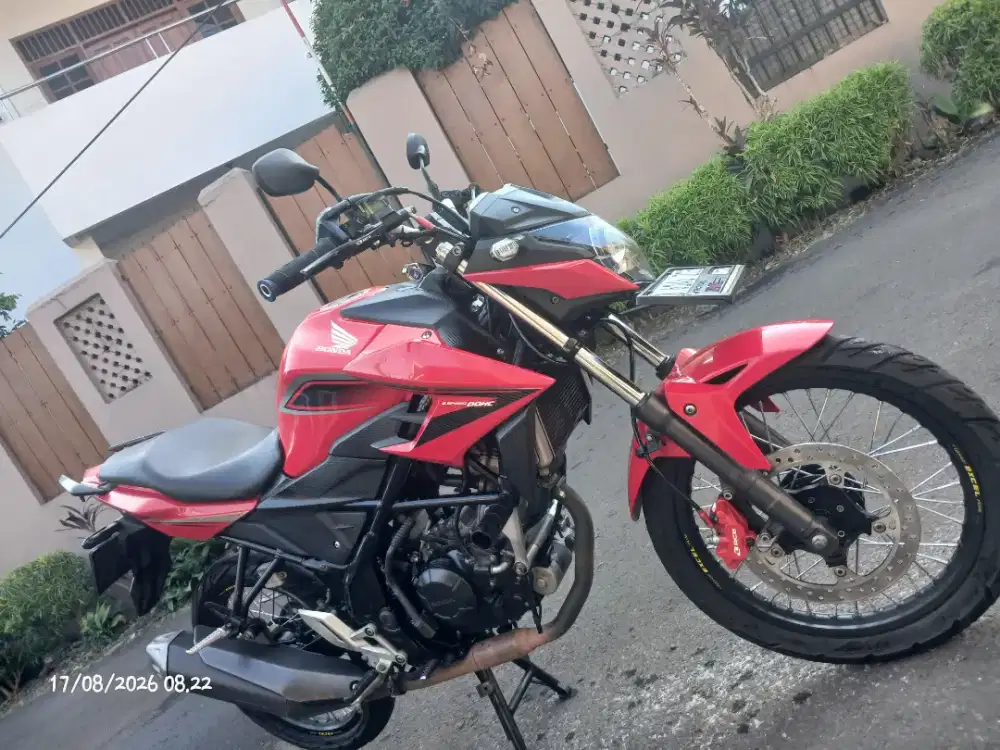 Jual santay cb150r 2015